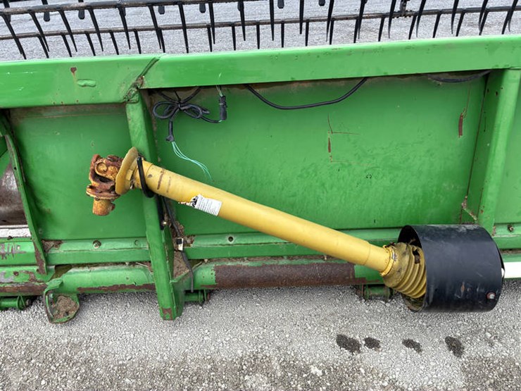 2004-john-deere-635f-image-15