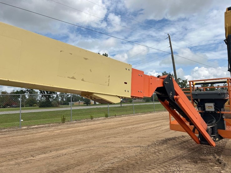 2005-jlg-660sj-image-19