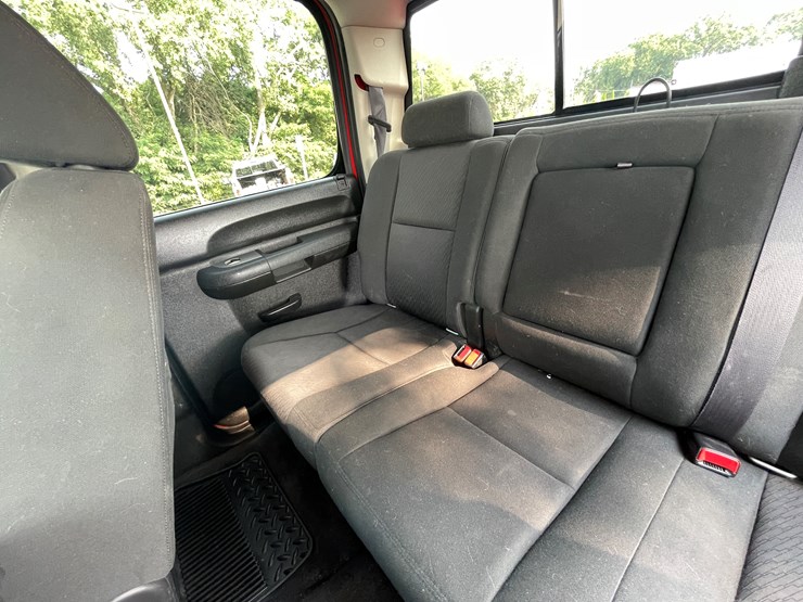 2012-gmc-2500-image-64