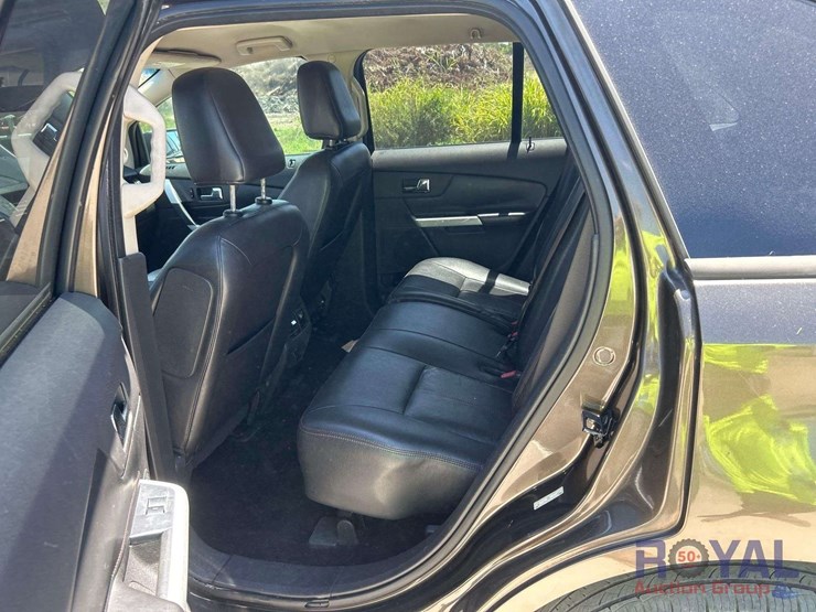 2011-ford-edge-sel-image-19