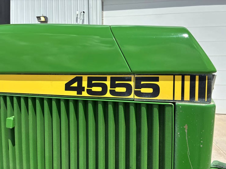 1990-john-deere-4555-image-19