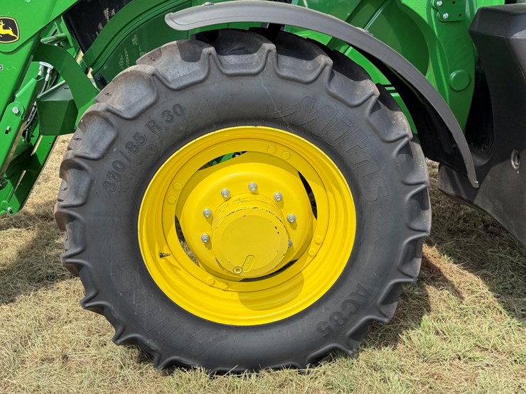 2024-john-deere-6155r-image-11