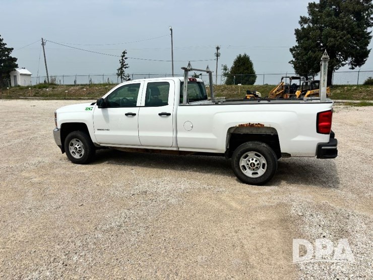 2015-chevrolet-2500hd-image-10