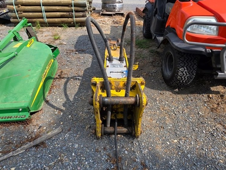 maverick-3250-excavator-hammer-image-8