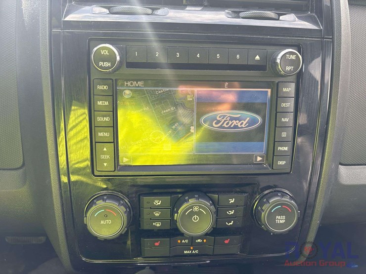 2012-ford-escape-image-14