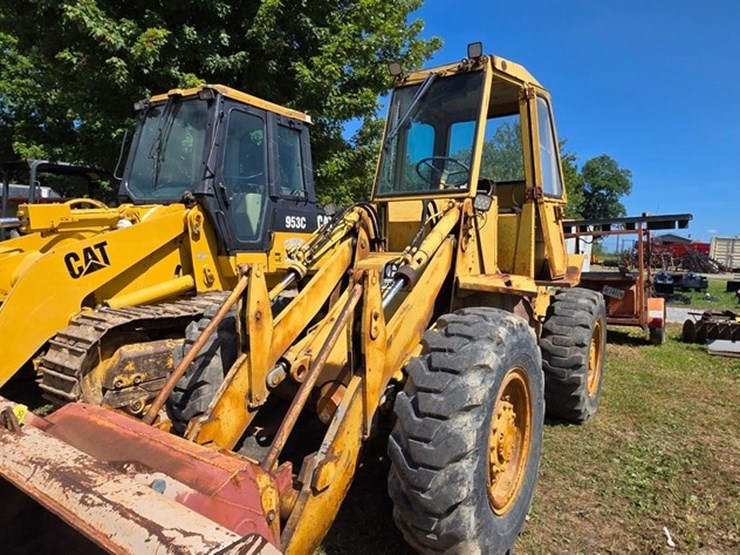 1977-caterpillar-910-image-31