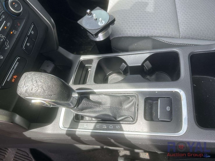 2018-ford-escape-se-image-20