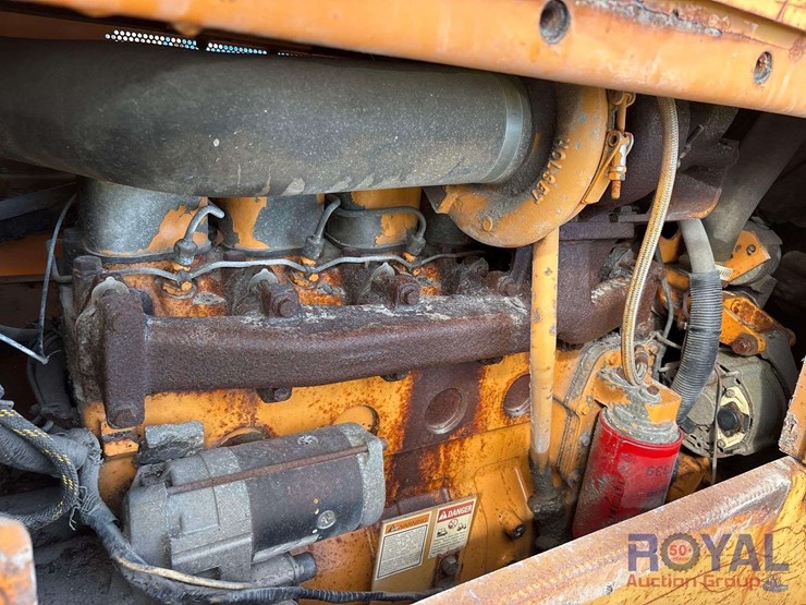 case-1150g-crawler-tractor-dozer-image-17