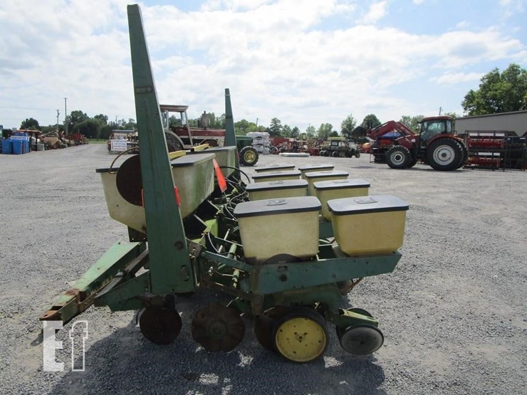 john-deere-7000-image-8