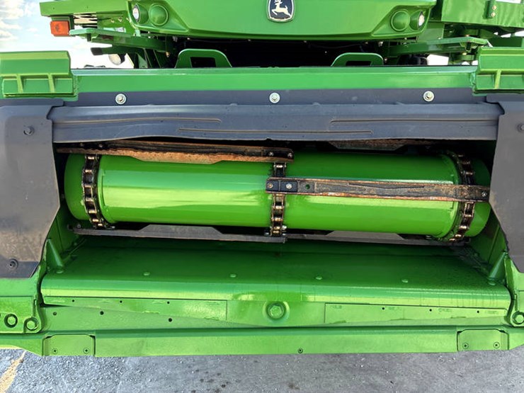 2013-john-deere-s670-image-13