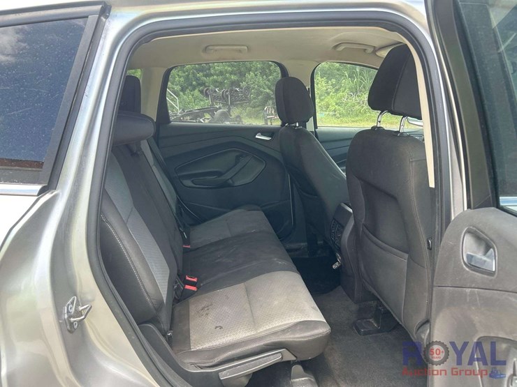 2017-ford-escape-image-24