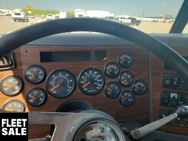 2012-western-star-4900-image-8