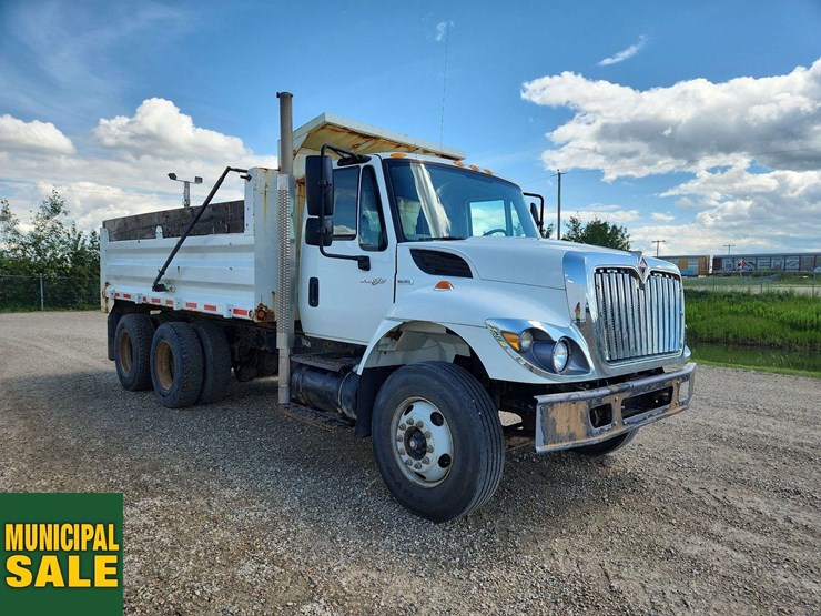 2009-international-workstar-7400-image-2