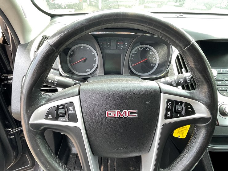 2016-gmc-terrain-sle-image-51