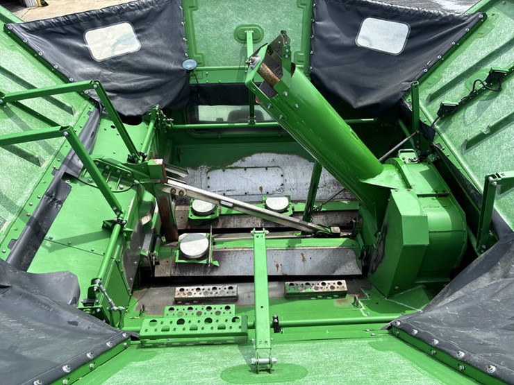 2017-john-deere-s680-image-103