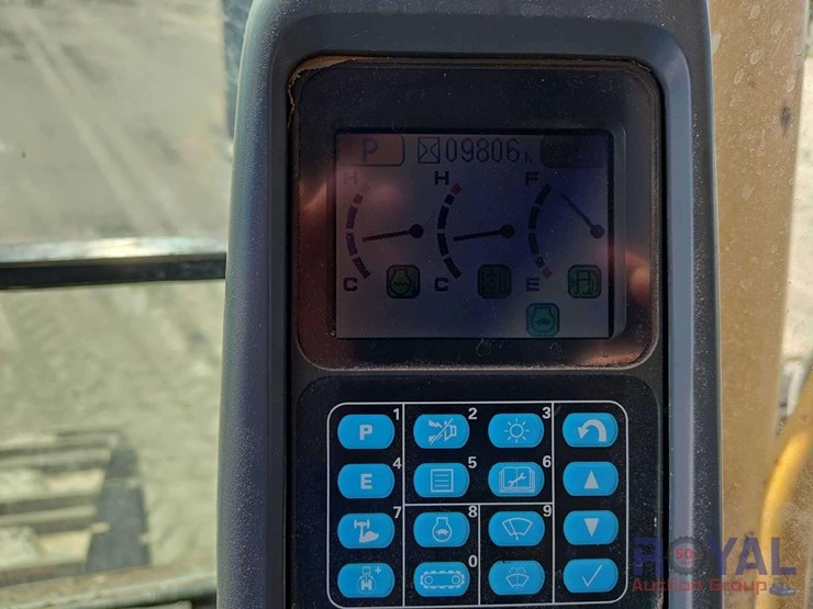 2016-komatsu-pc1250-image-53