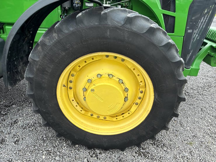 2009-john-deere-8430-image-41