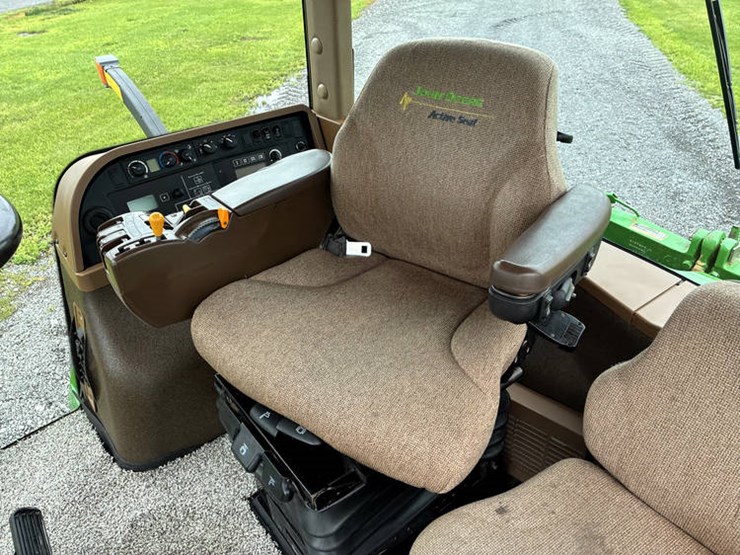 2009-john-deere-8430-image-63
