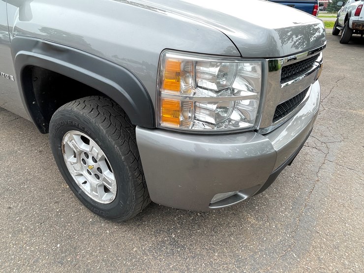 2007-chevrolet-silverado-1500-image-37