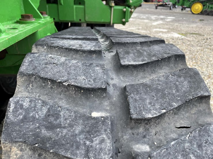 2017-john-deere-1990-image-61