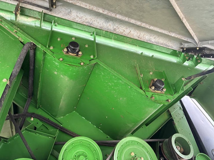 2002-john-deere-9750-image-84