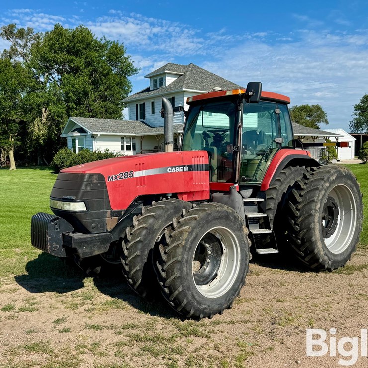 2005 CASE IH 285