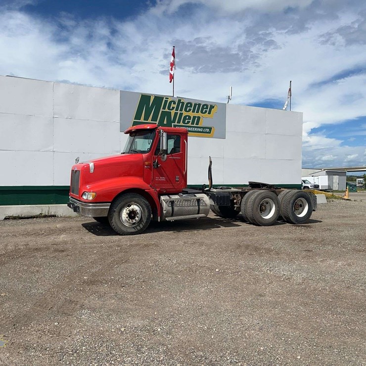 2002 INTERNATIONAL 9200i
