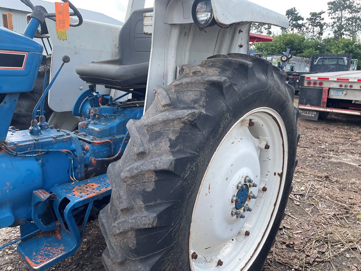 ford-6610-image-15