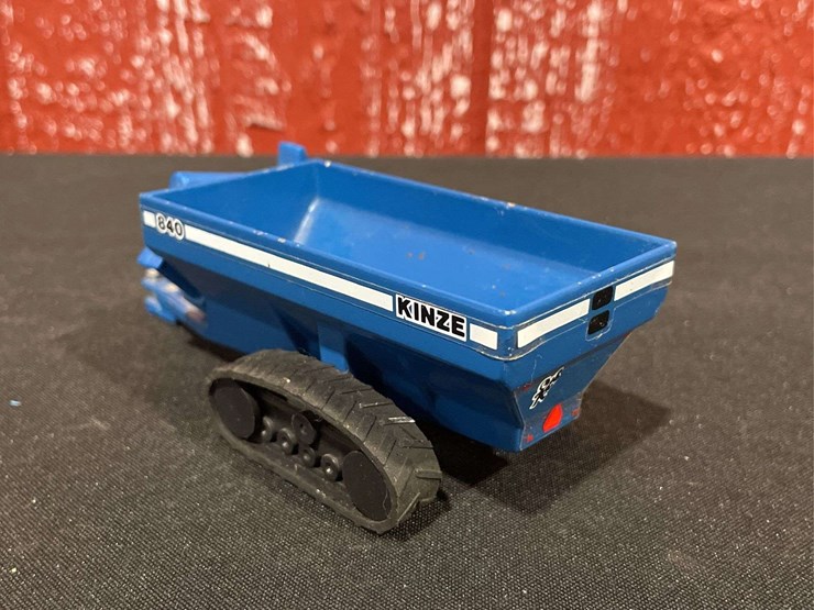 kinze-840-image-4