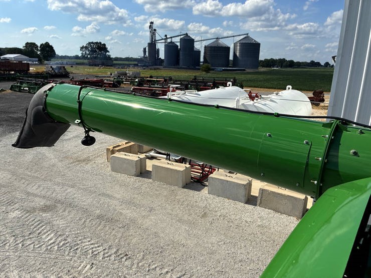 2013-john-deere-s670-image-88
