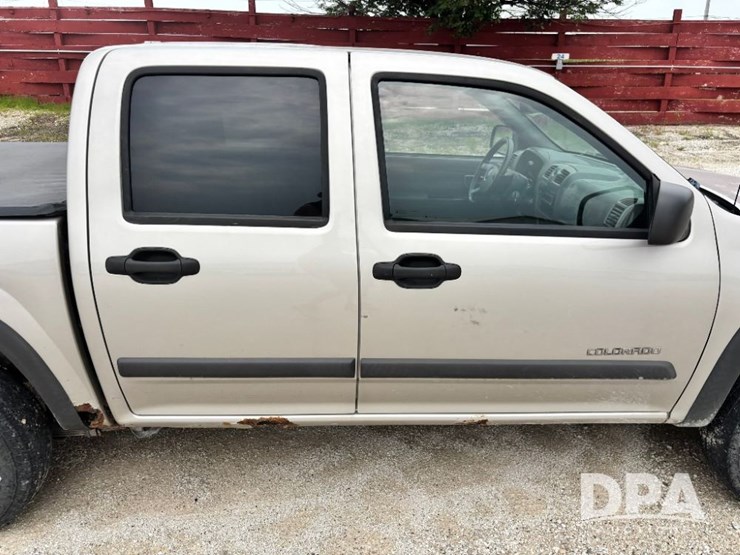 2004-chevrolet-colorado-ls-image-40
