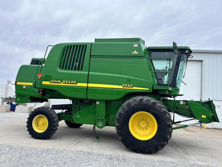 2001-john-deere-9550-image-3