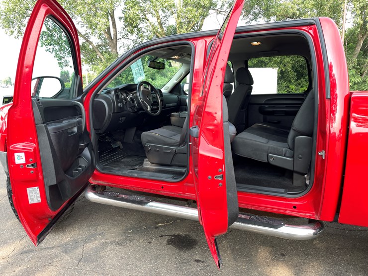 2012-gmc-2500-image-53