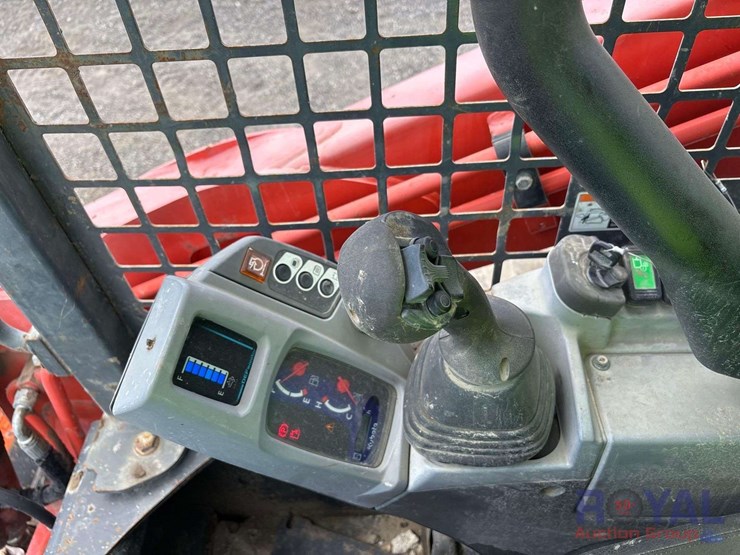 kubota-svl95-2s-image-19