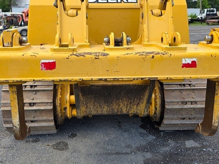 2014-deere-700k-lgp-image-26