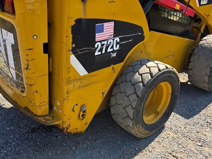 2012-caterpillar-272c-image-17