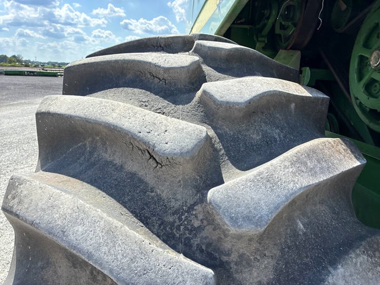 1998-john-deere-9610-image-31