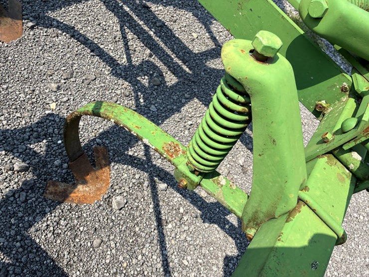 john-deere-1100-image-8