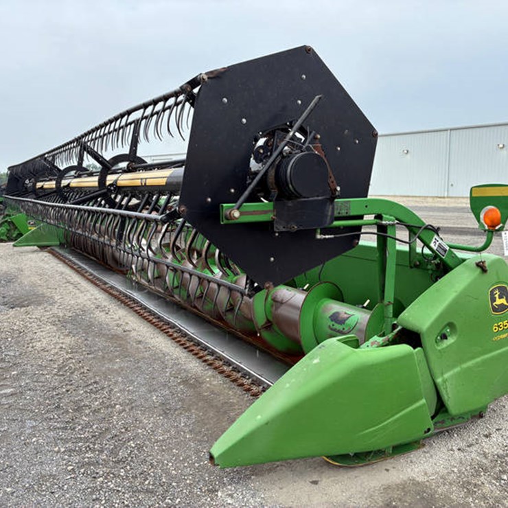 2004 JOHN DEERE 635F