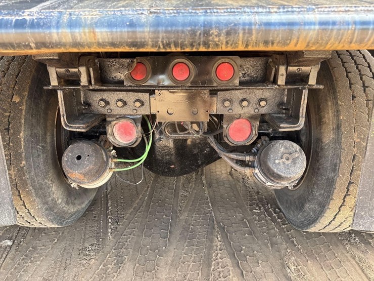 2007-kenworth-t800-image-17