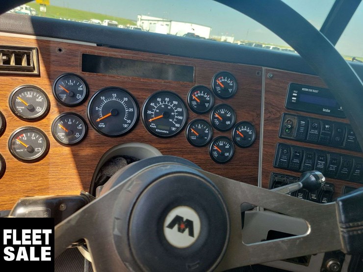 2014-western-star-4900-image-8