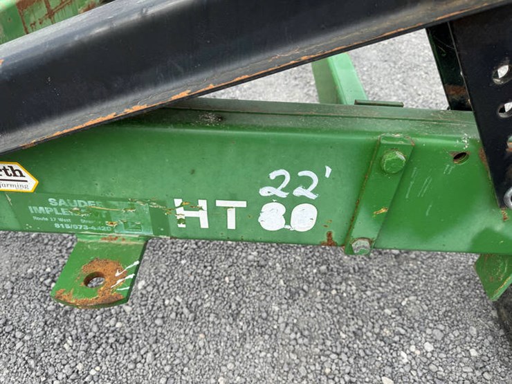 #10863-•-unverferth-22'-head-cart-image-7