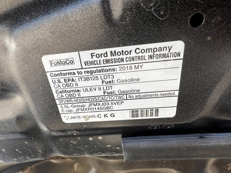 2018-ford-explorer-image-14