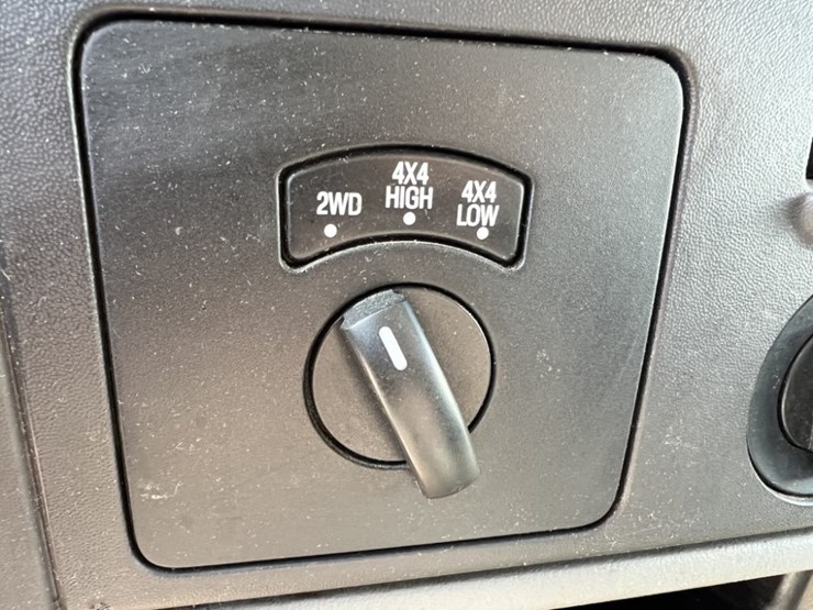 2005-ford-f250-image-34