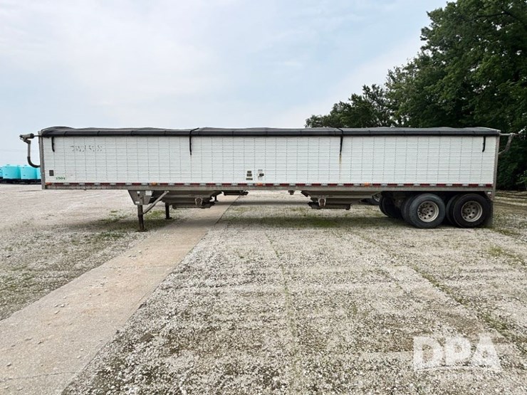 2014-wilson-grain-trailer-image-18