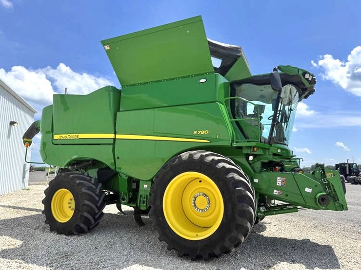 2022-john-deere-s780-image-1