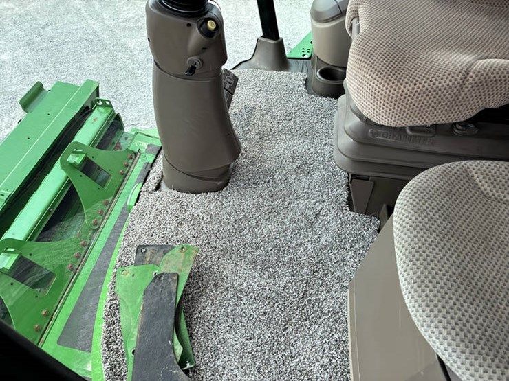 2015-john-deere-s680-image-106