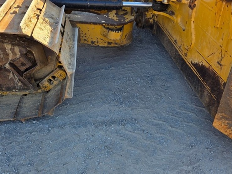 2019-caterpillar-d6n-lgp-image-42