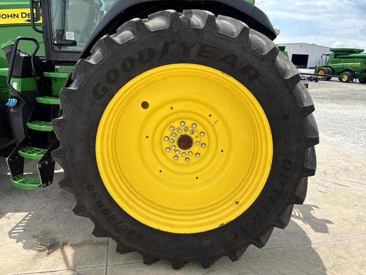 2023-john-deere-8r-340-image-64
