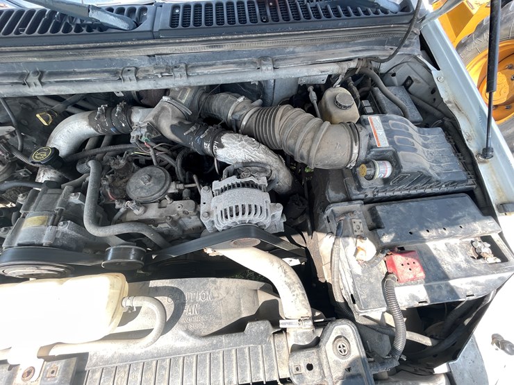 1999-ford-f550-xl-image-17